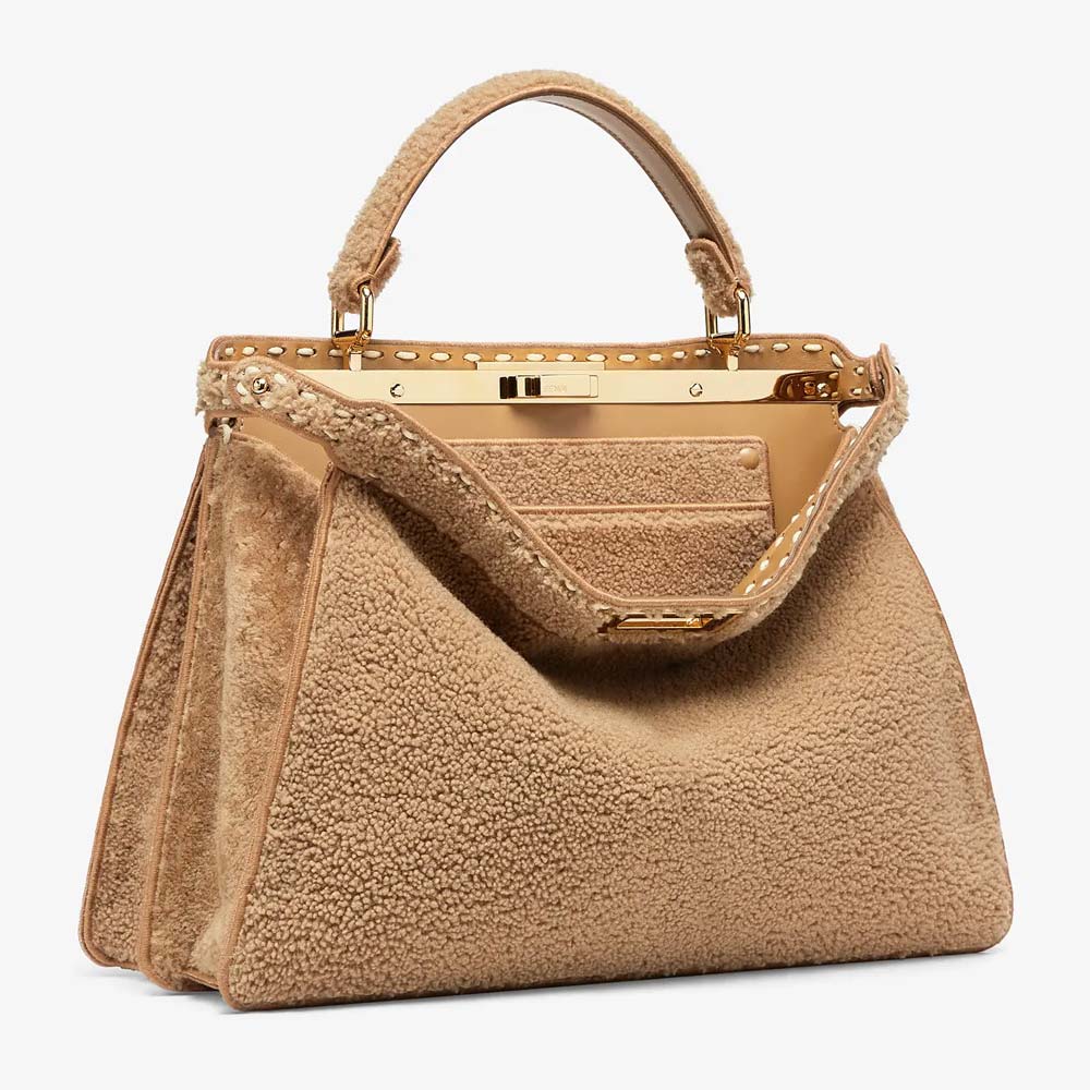 PEEKABOO ISEEU LARGE Beige Sheepskin Bag